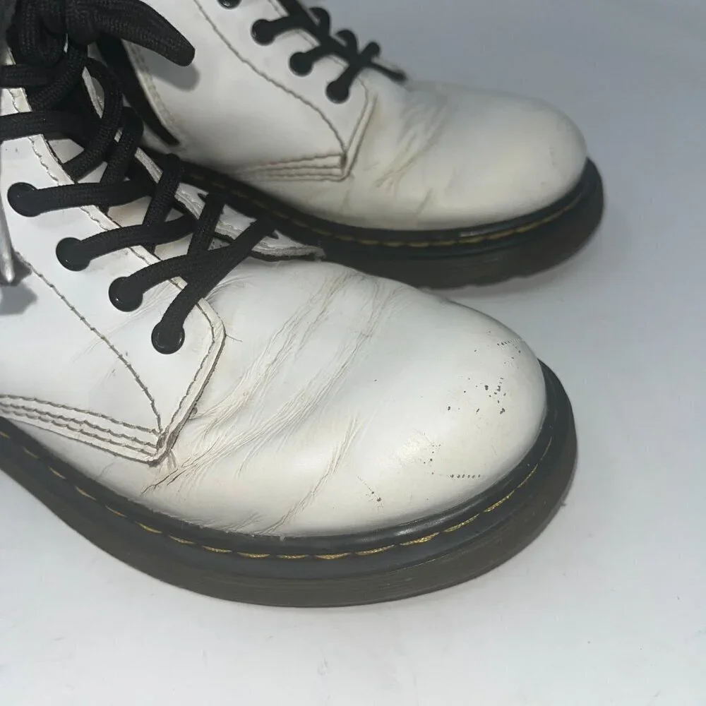 Dr. Martens combat boots kids 3 white lace up pre-worn